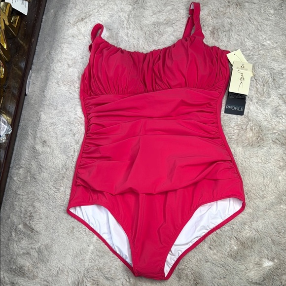 Profile by Gottex
Ruched One Piece Swimsuit, Size 16, NWT - Picture 7 of 13